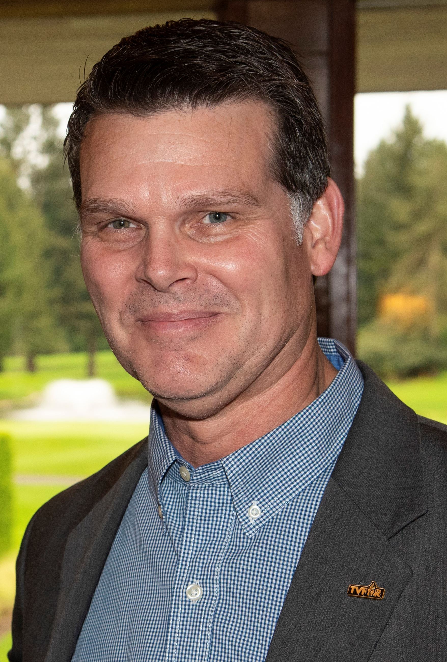 Assistant Chief Les Hallman