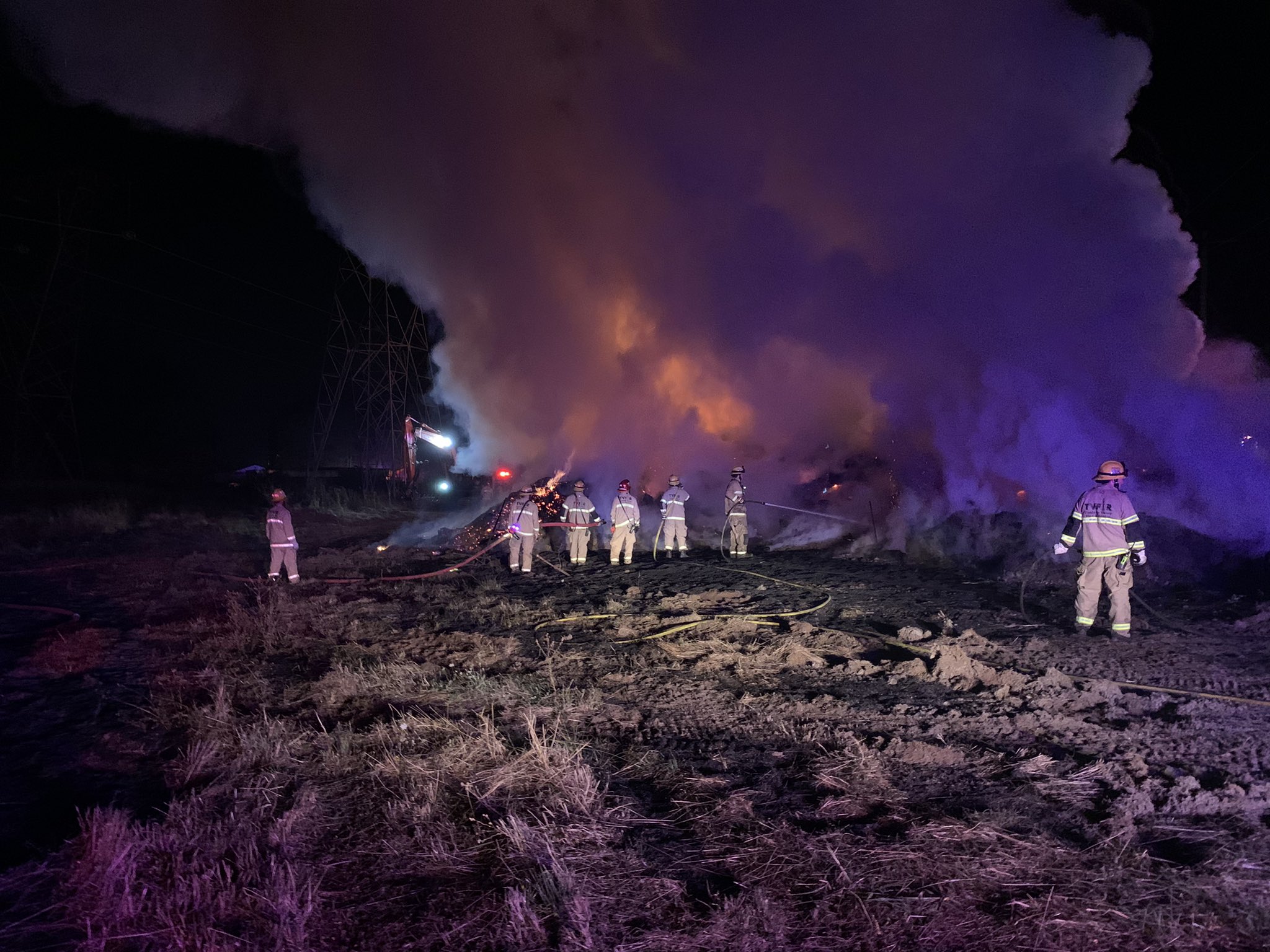 Dahlke Lane Wood Debris Fire 2